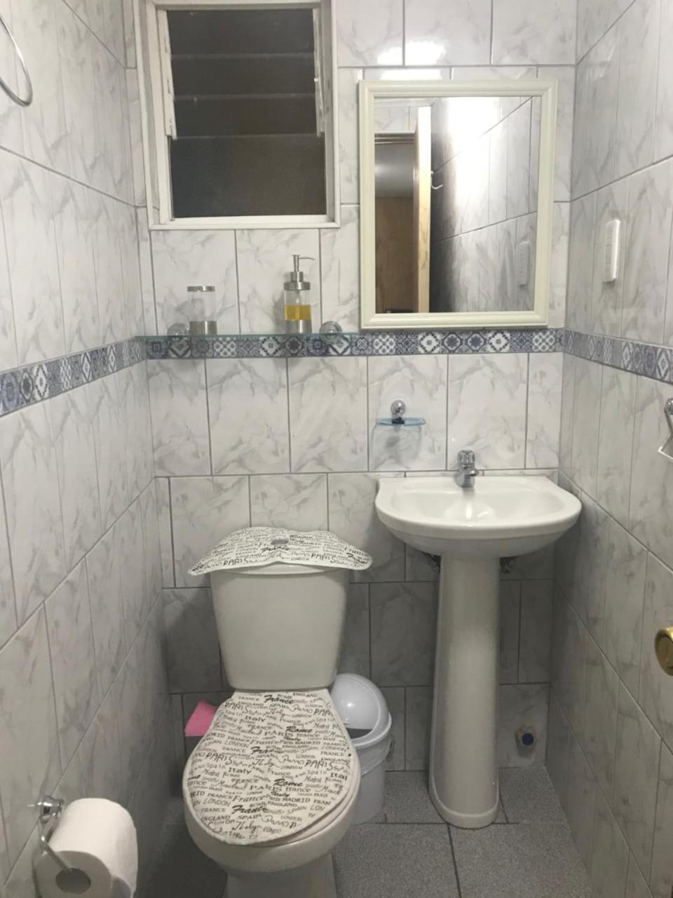קויאיקה Hostal Patagonia Marmol מראה חיצוני תמונה